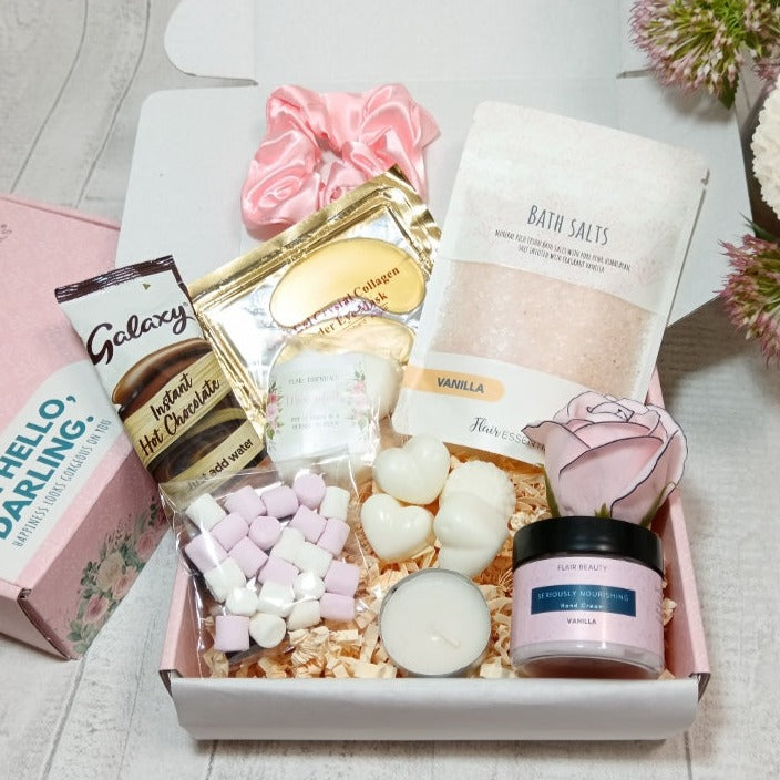 pamper boxes, pampering gift sets for her & care packages. Affordable caring gift ideas and fast shipping. Send a pamper gift box today.