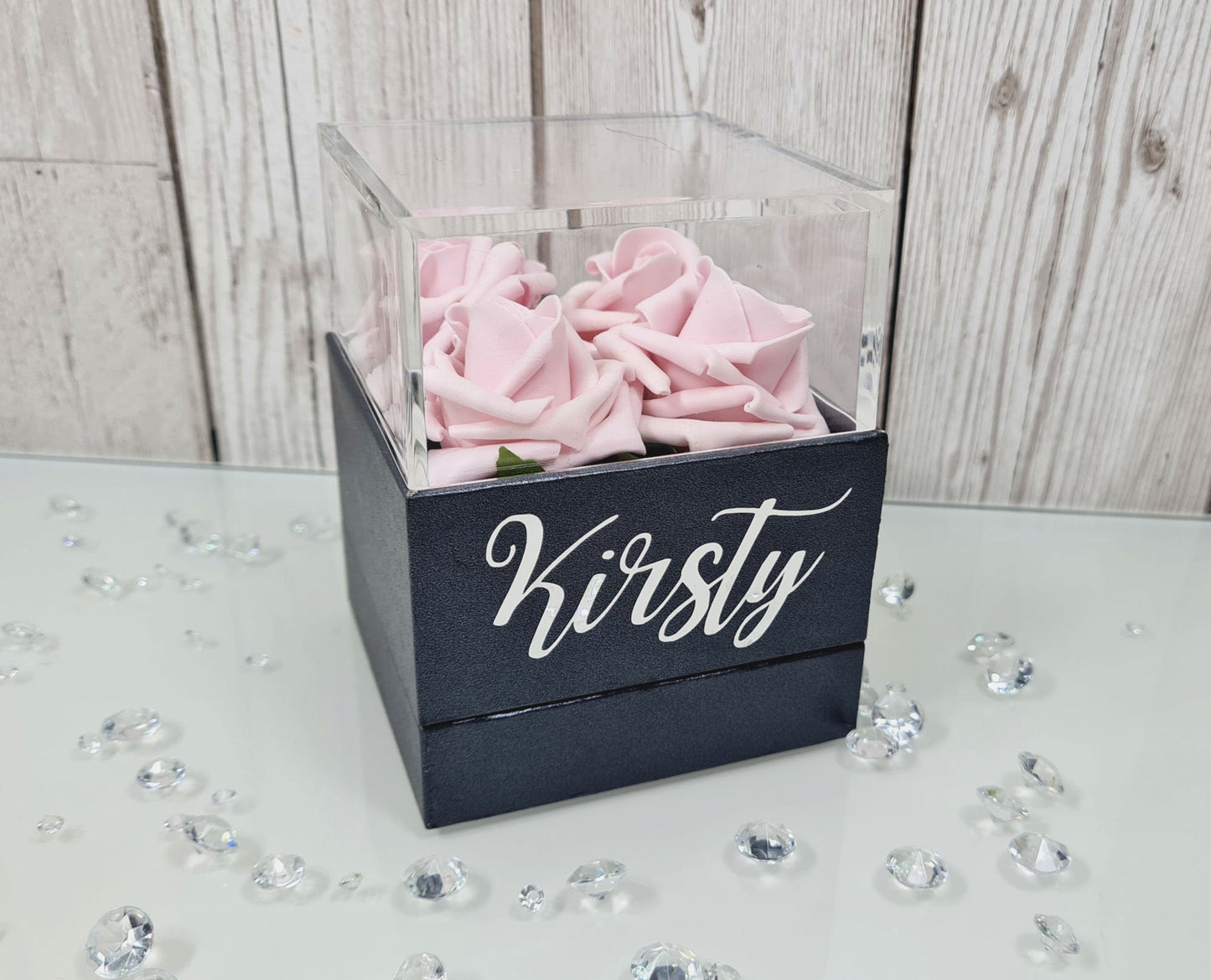 Personalised Rose Gift Box with Heart Necklace, Light Pink Roses